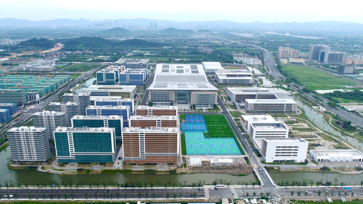 建筑与房屋的城市空拍图描述已自动生成